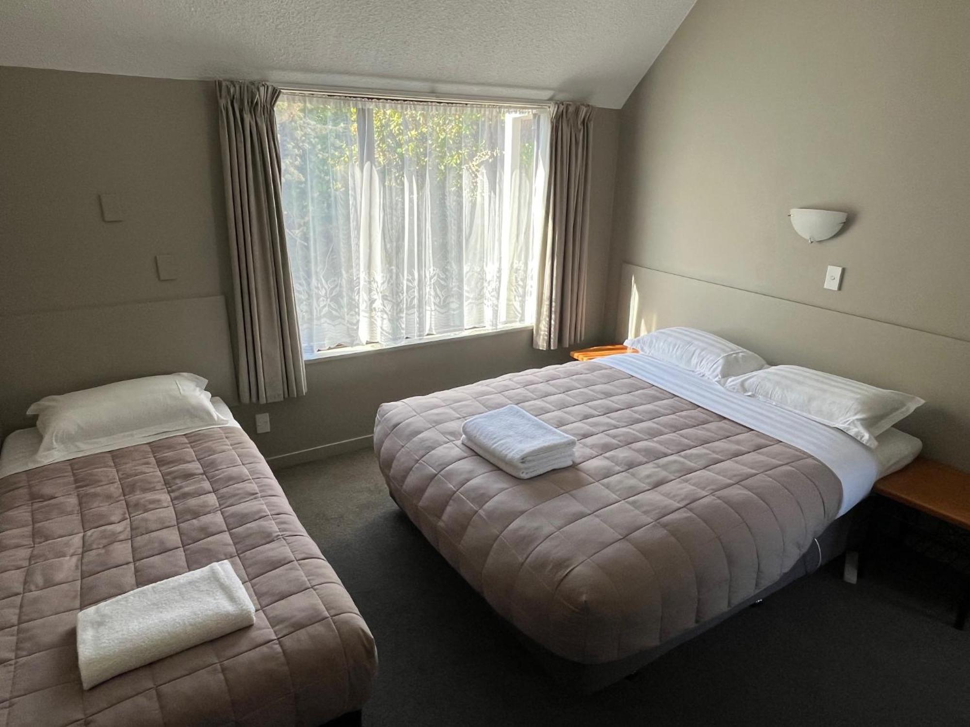 Manuka Crescent Motel Ванака Экстерьер фото