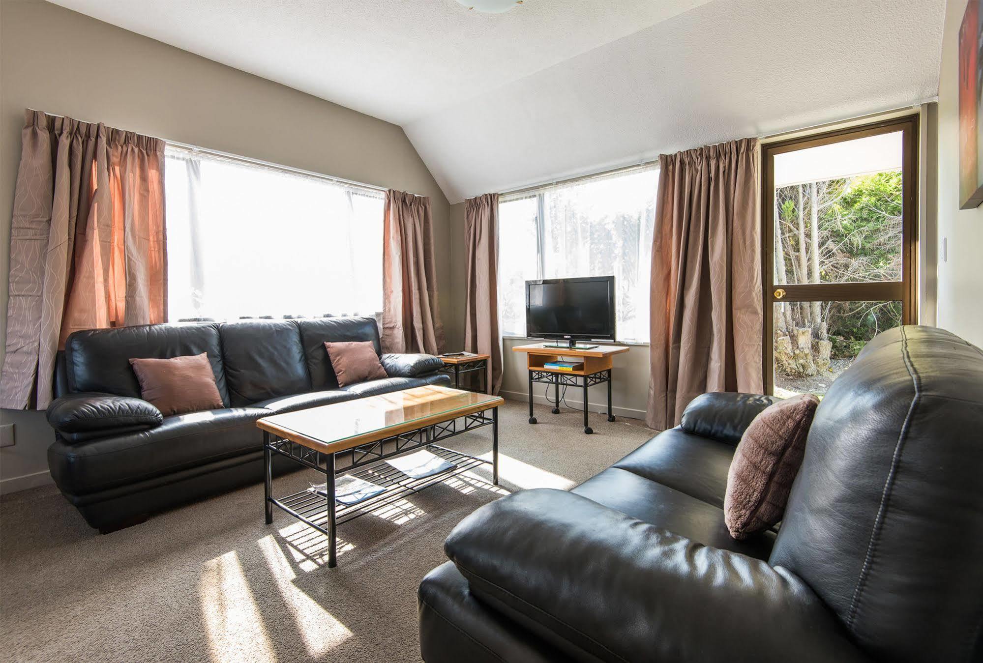 Manuka Crescent Motel Ванака Экстерьер фото