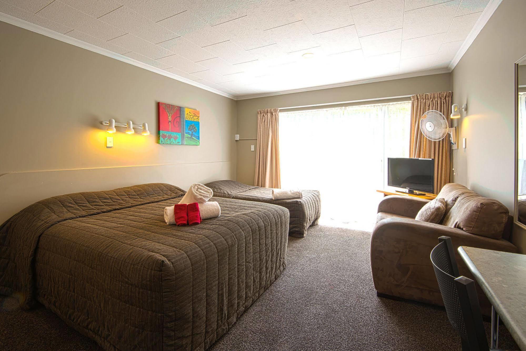 Manuka Crescent Motel Ванака Экстерьер фото