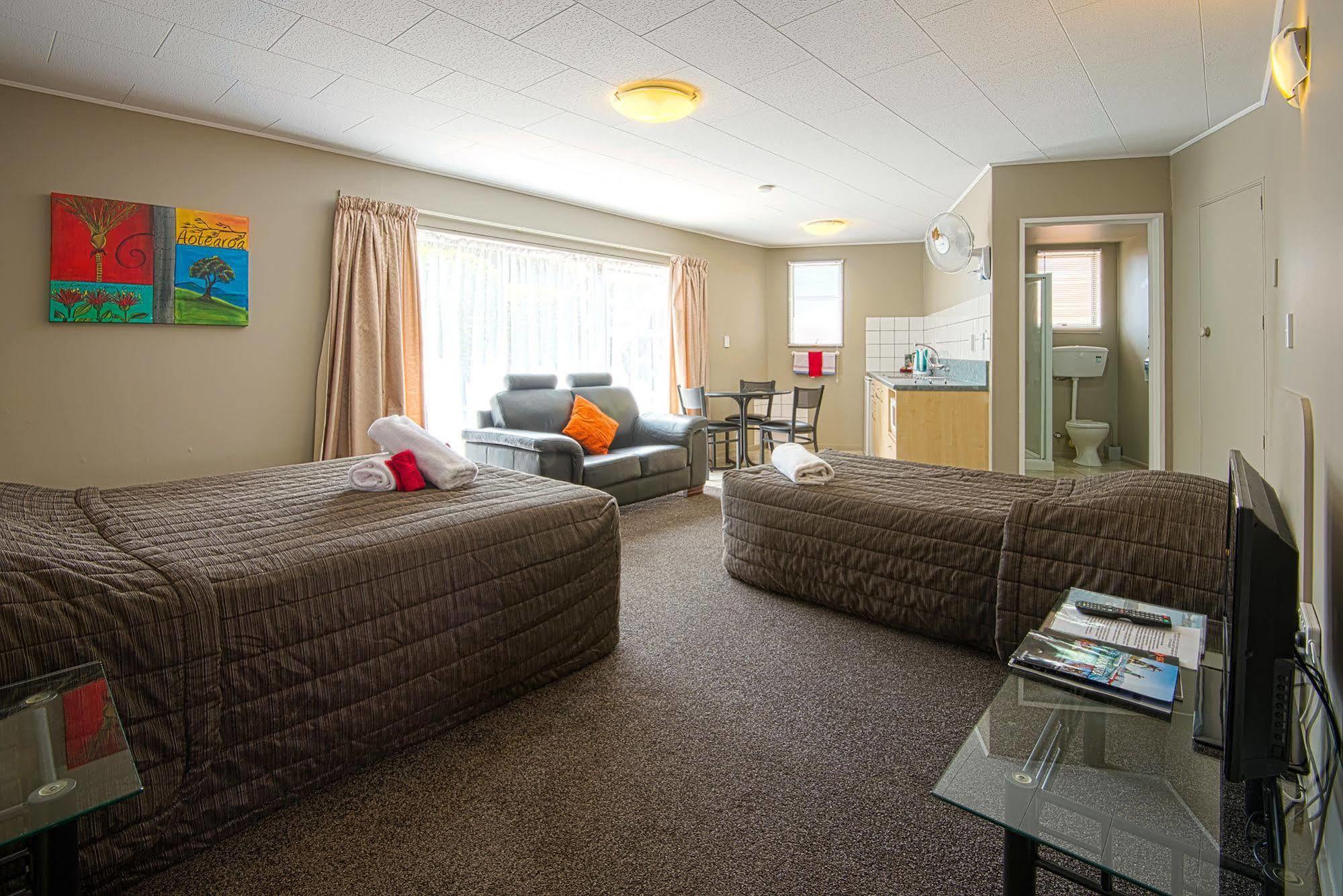 Manuka Crescent Motel Ванака Экстерьер фото