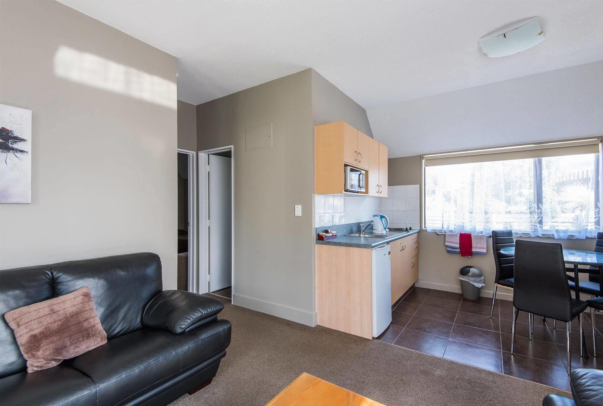 Manuka Crescent Motel Ванака Экстерьер фото
