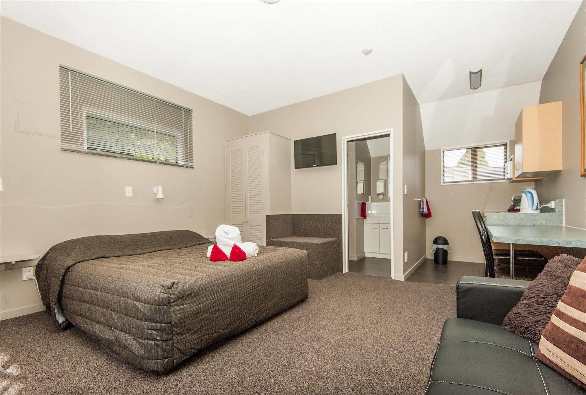 Manuka Crescent Motel Ванака Экстерьер фото